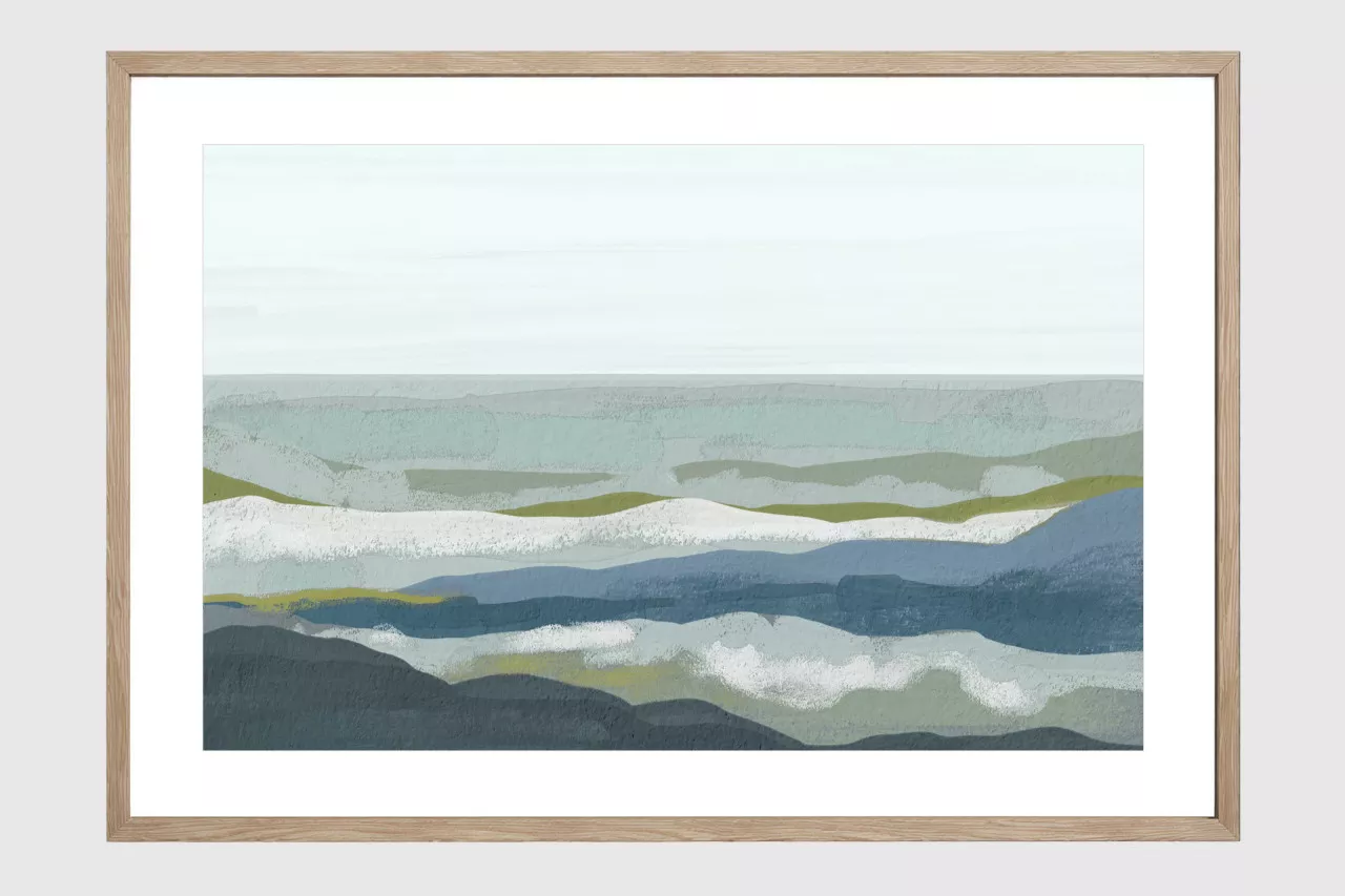 SOFT TIDE gerahmter Fine Art Print mit abstrakten Wasserflächen in Petrol und Seegrün, Eiche Natur mit weißem Passepartout